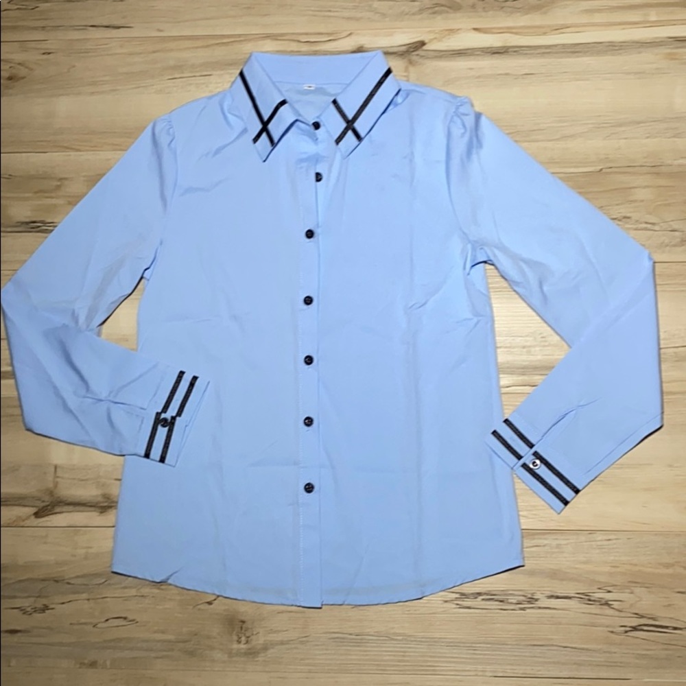 NWOT Adorable S Baby Blue Button Down Blouse